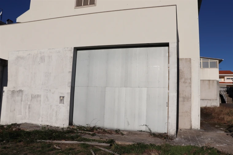 Armazém para Venda em Lustosa e Barrosas (Santo Estêvão) Foto 1