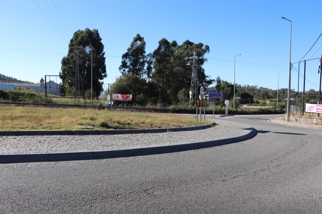 Terreno para Venda em Lustosa e Barrosas (Santo Estêvão) Foto 2