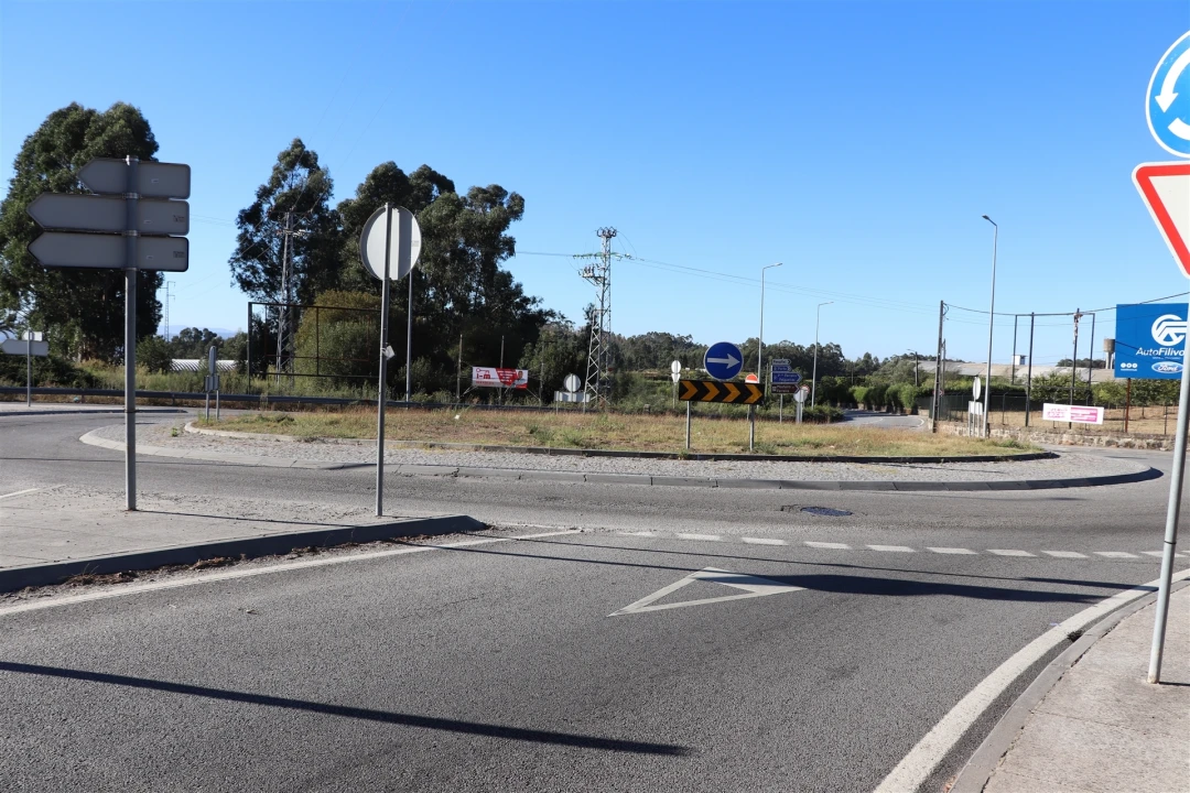 Terreno para Venda em Lustosa e Barrosas (Santo Estêvão) Foto 1