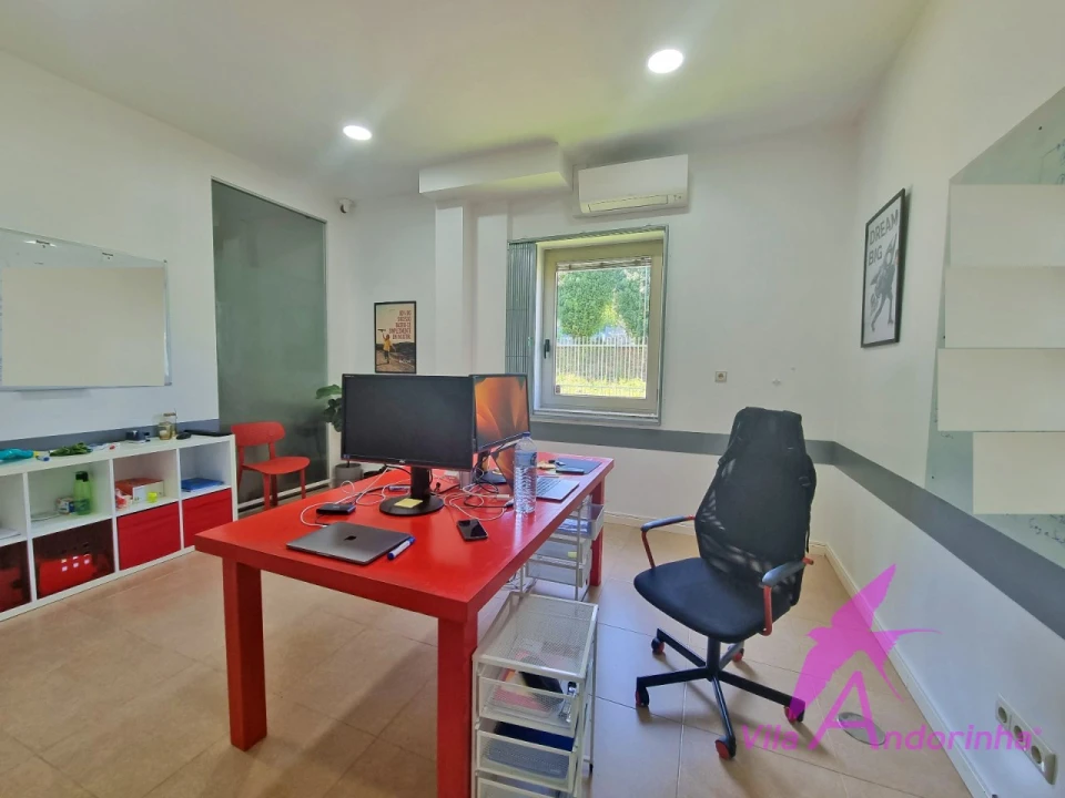 Negócio para Venda em Santa Maria Maior e Monserrate e Meadela Foto 1