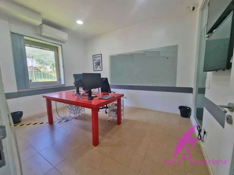 Negócio para Venda em Santa Maria Maior e Monserrate e Meadela Foto 8