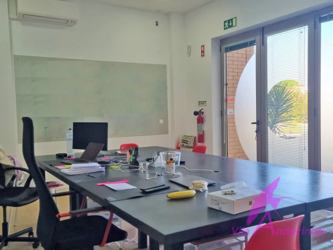 Negócio para Venda em Santa Maria Maior e Monserrate e Meadela Foto 9