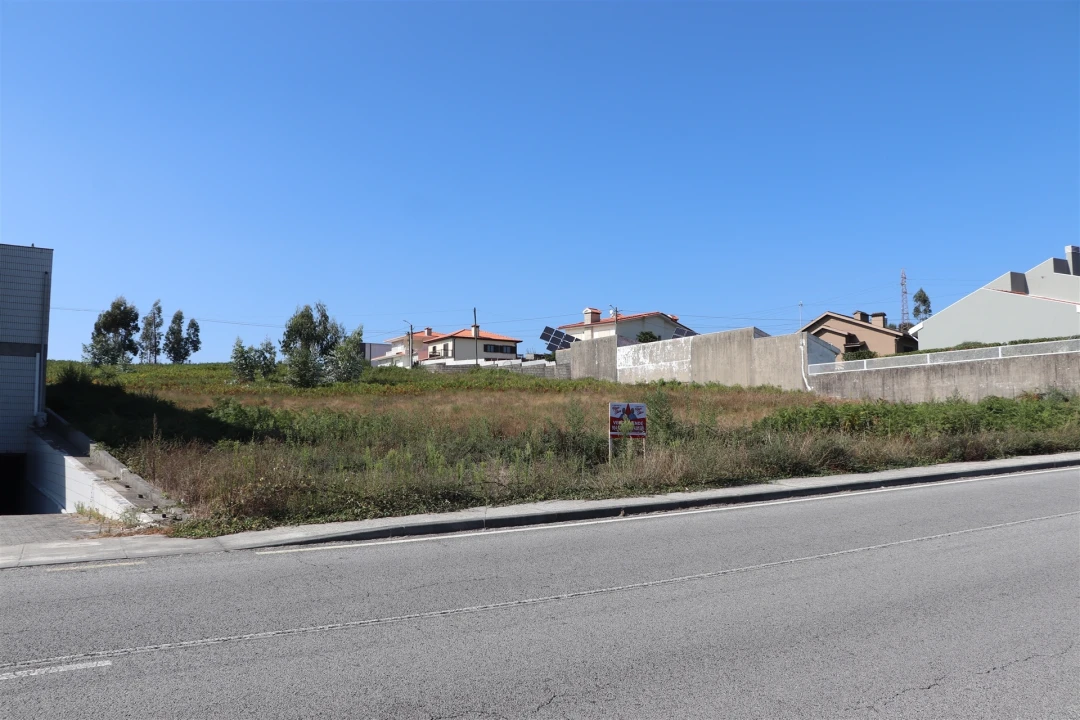 Terreno para Venda em Lustosa e Barrosas (Santo Estêvão) Foto 1