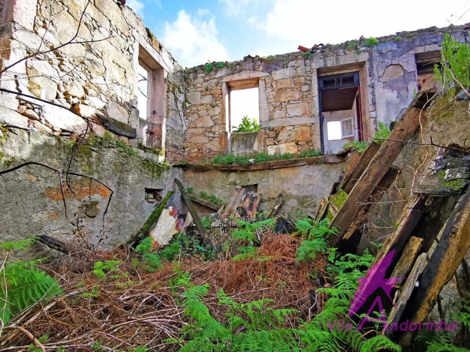 Moradia T6 para Venda em Belinho e Mar Foto 9