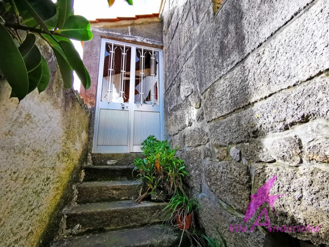 Moradia T6 para Venda em Belinho e Mar Foto 7