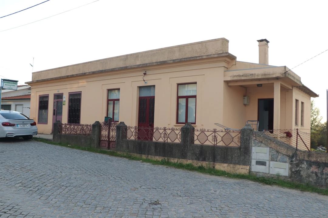 Moradia T4 para Venda em Vila das Aves Foto 1