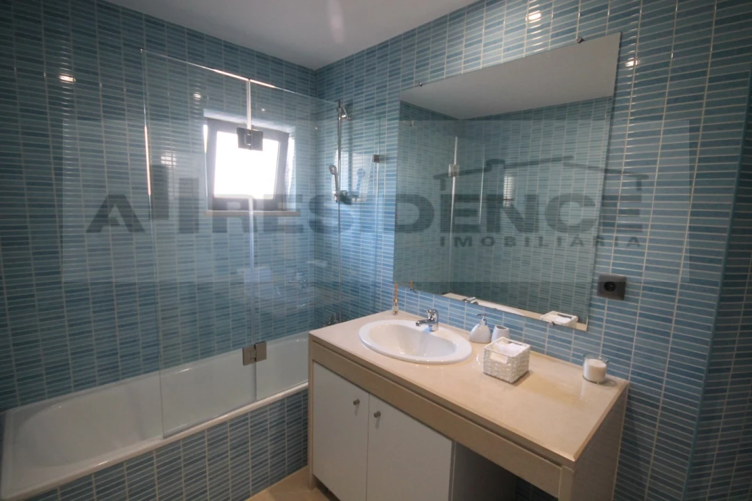 Apartamento T2 para Venda em Albufeira e Olhos de Água Foto 25