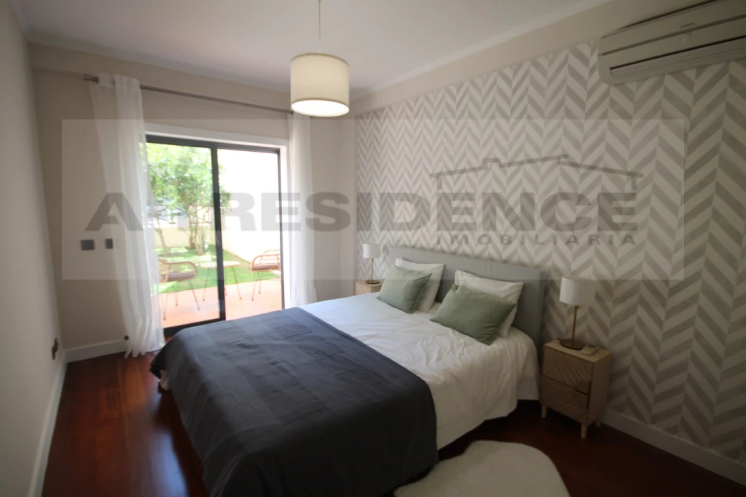 Apartamento T2 para Venda em Albufeira e Olhos de Água Foto 38