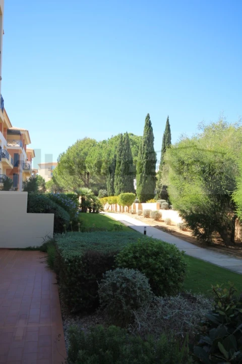 Apartamento T2 para Venda em Albufeira e Olhos de Água