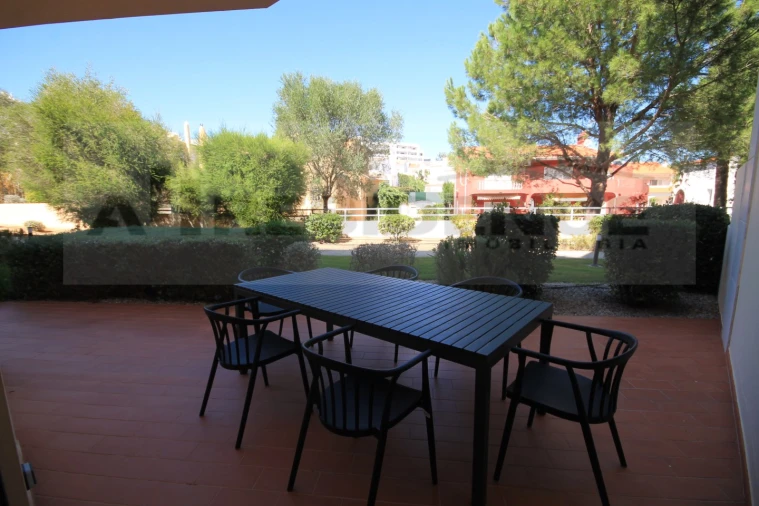 Apartamento T2 para Venda em Albufeira e Olhos de Água Foto 19