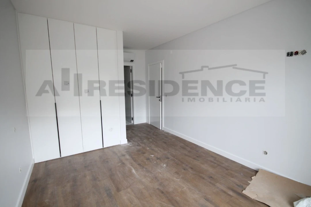 Apartamento T2 para Venda em Albufeira e Olhos de Água Foto 14