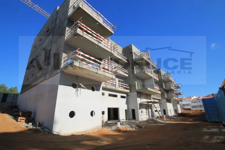 Apartamento T2 para Venda em Albufeira e Olhos de Água Foto 20