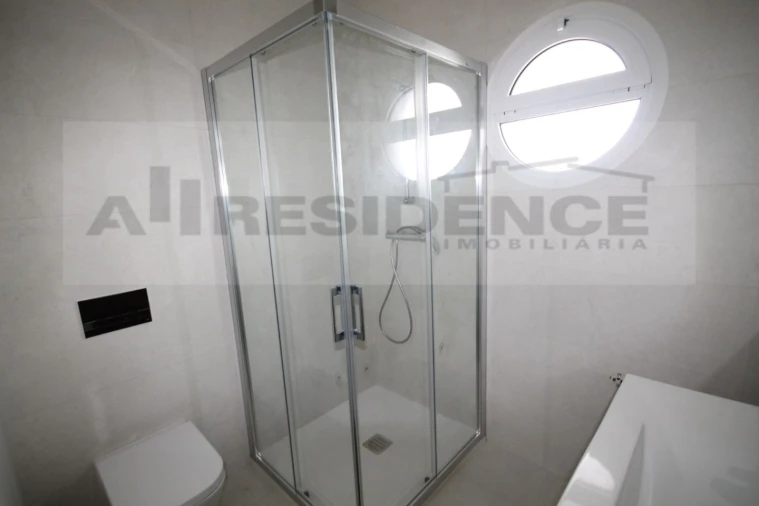 Apartamento T2 para Venda em Albufeira e Olhos de Água Foto 12