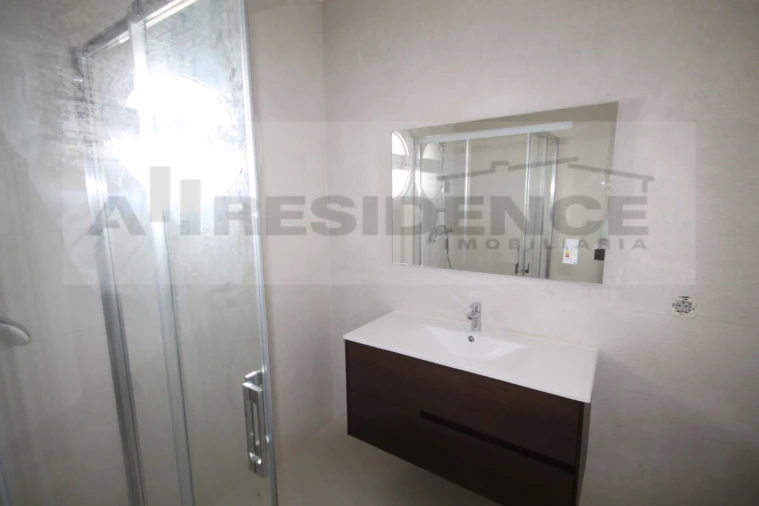 Apartamento T2 para Venda em Albufeira e Olhos de Água Foto 13