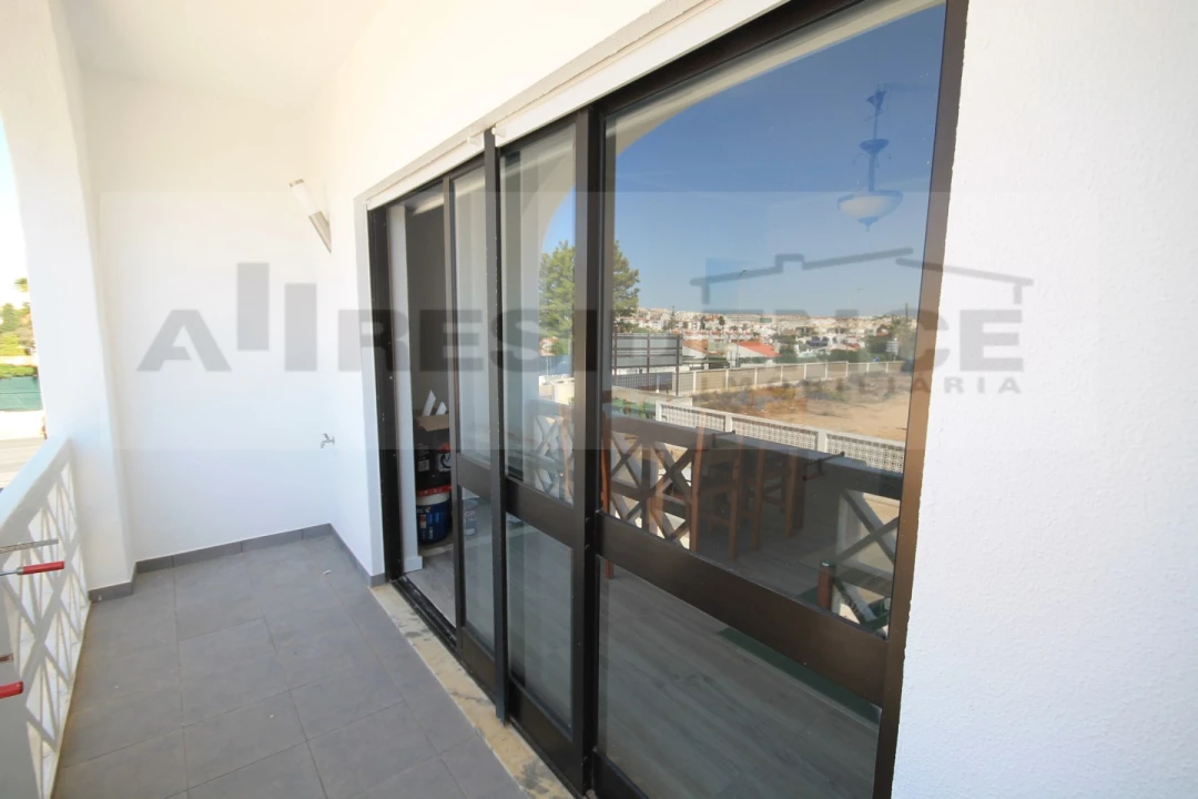 Apartamento T2 para Venda em Albufeira e Olhos de Água Foto 7