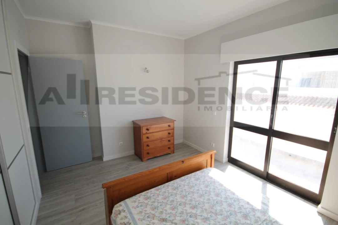 Apartamento T2 para Venda em Albufeira e Olhos de Água Foto 17