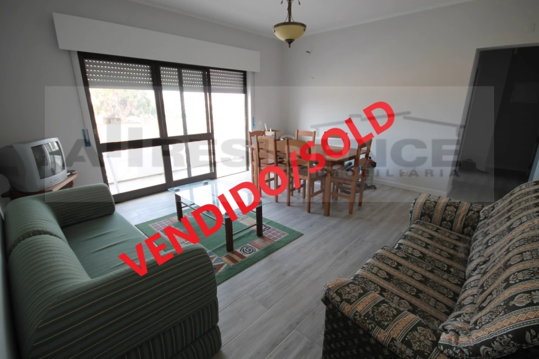 Apartamento T2 para Venda em Albufeira e Olhos de Água Foto 1