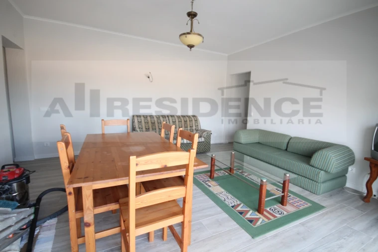 Apartamento T2 para Venda em Albufeira e Olhos de Água Foto 5
