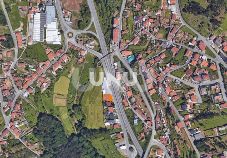 Armazém para Venda em Vila de Cucujães Foto 4