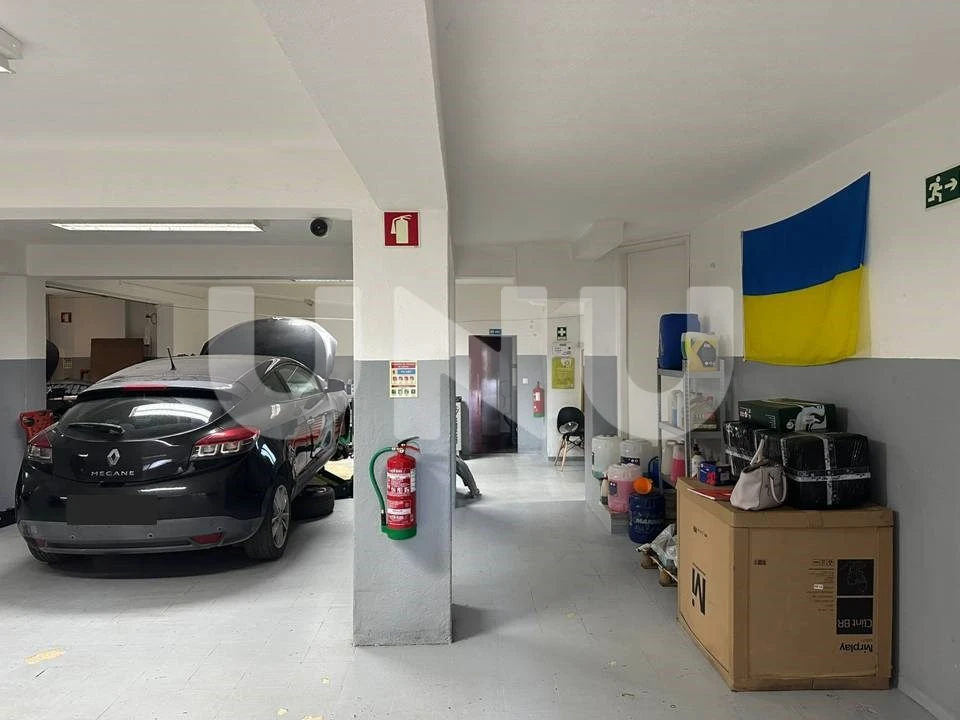 Armazém para Arrendamento em Algés, Linda-A-Velha e Cruz Quebrada-Dafundo Foto 2