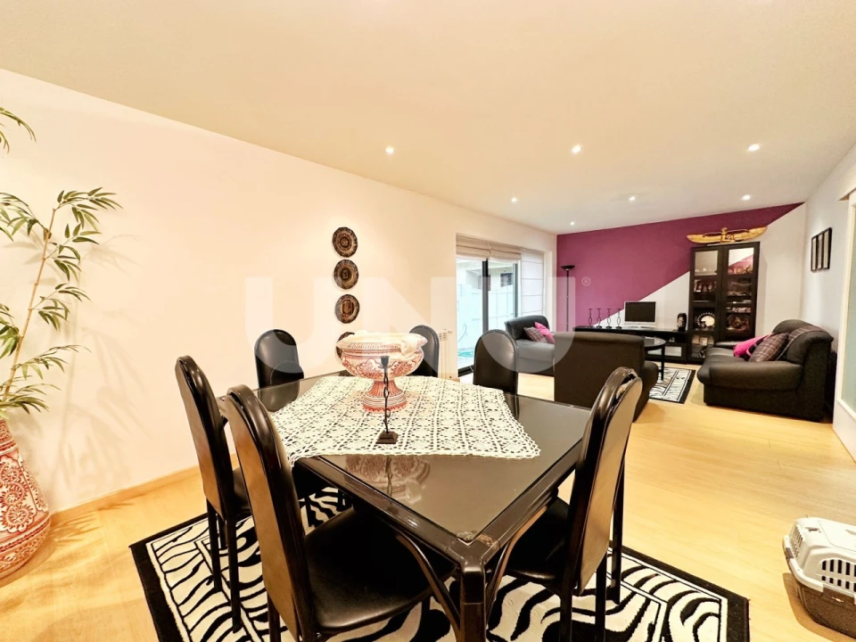 Moradia T6 para Venda em Aveleda Foto 7