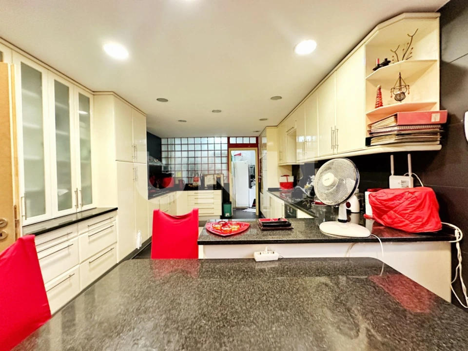 Moradia T6 para Venda em Aveleda Foto 12