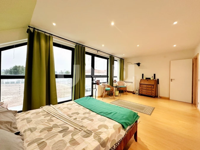 Moradia T6 para Venda em Aveleda Foto 21