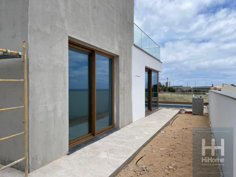 Moradia T3 para Venda em Porto Santo Foto 4