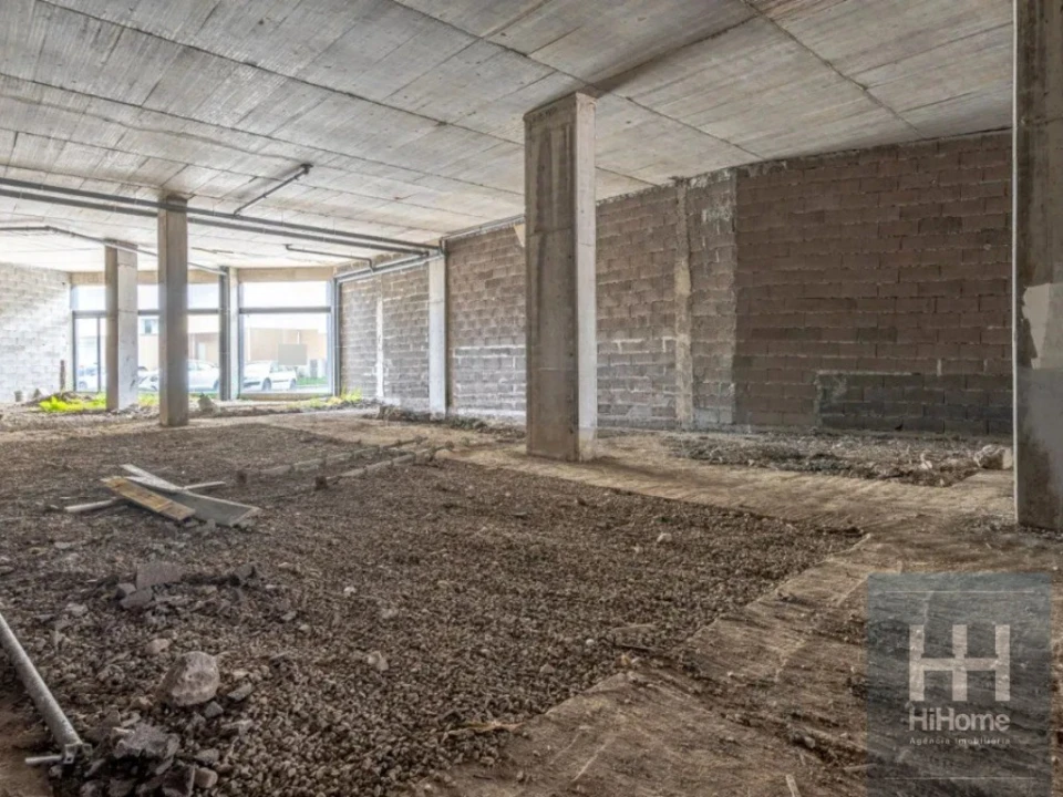 Loja para Venda em Machico Foto 10