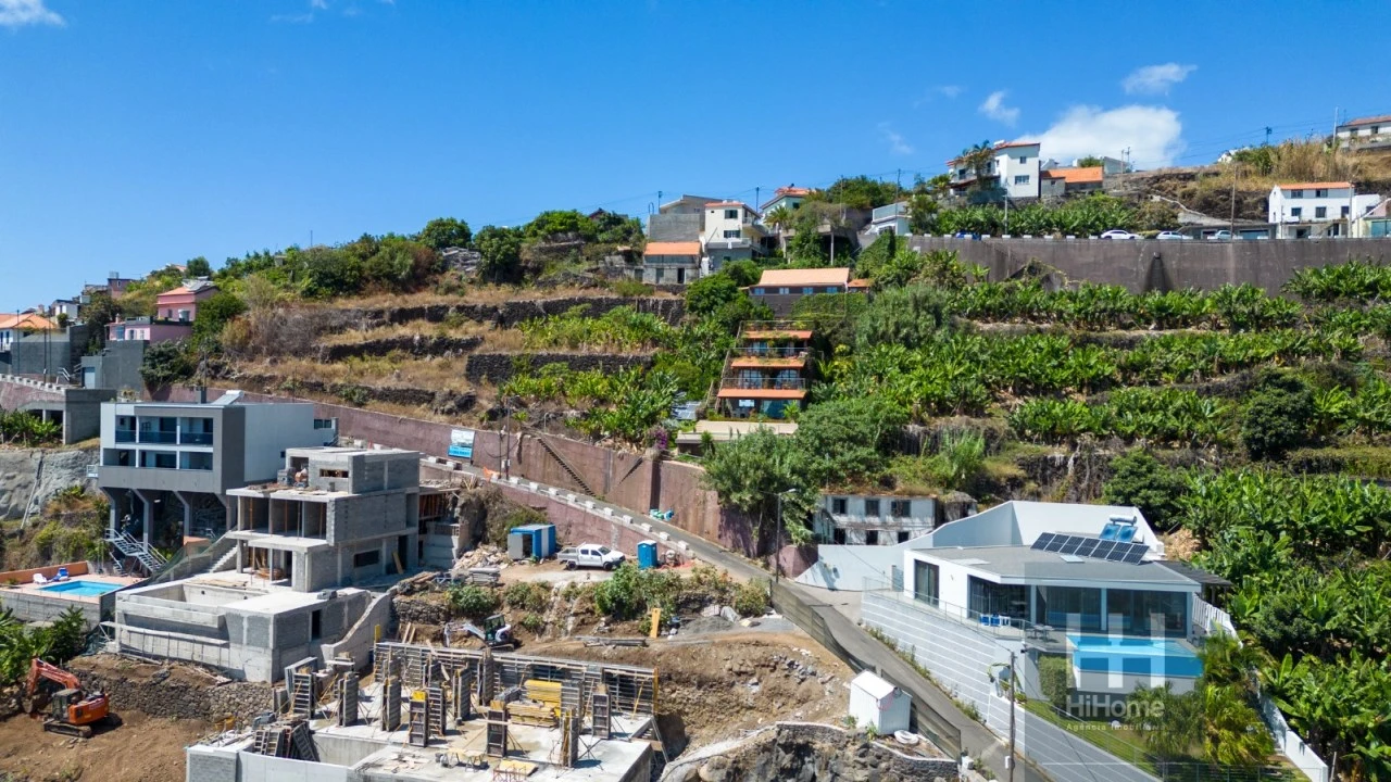 Moradia T3 para Venda em Calheta Foto 18