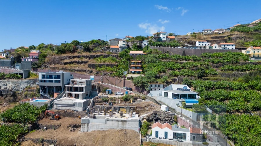Moradia T3 para Venda em Calheta Foto 23