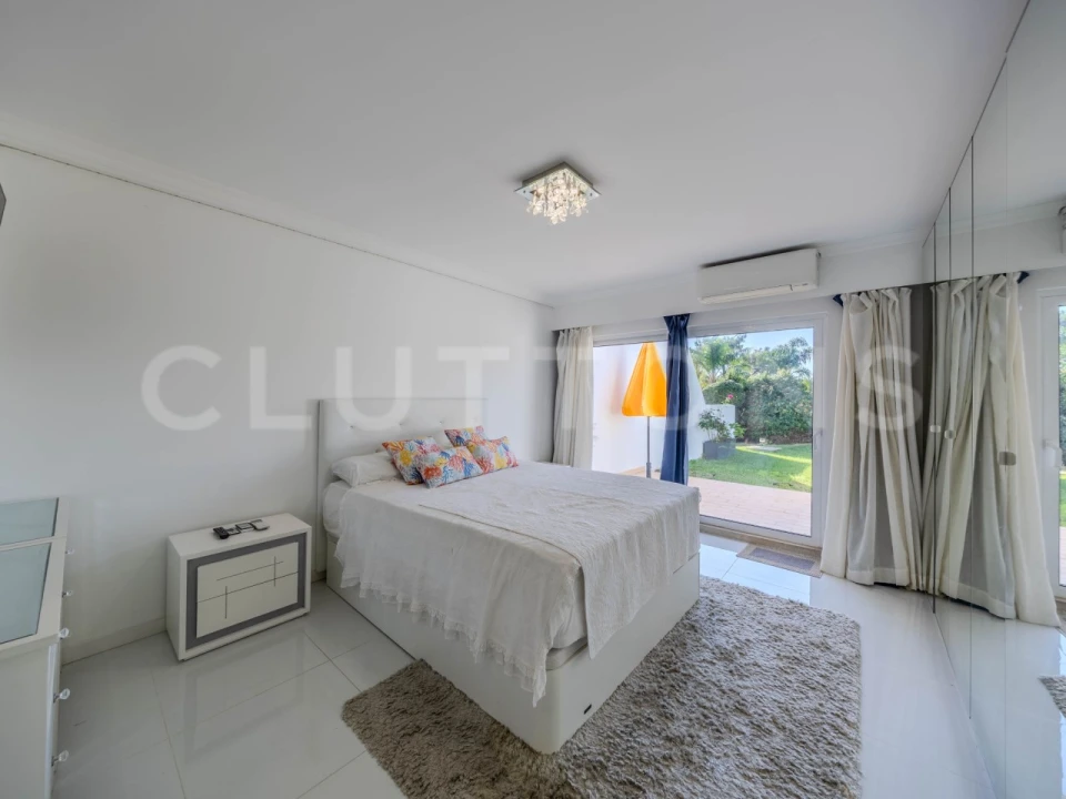 Apartamento T1 para Venda em Almancil Foto 5