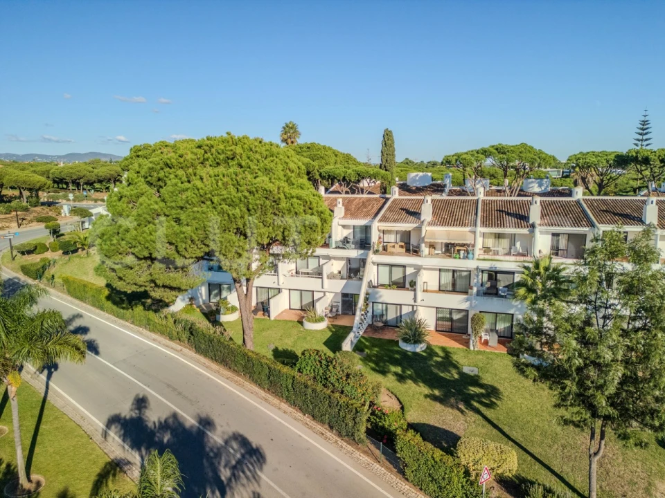 Apartamento T1 para Venda em Almancil Foto 23