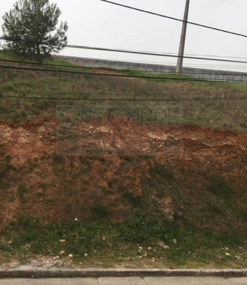 Terreno para Venda em Vialonga