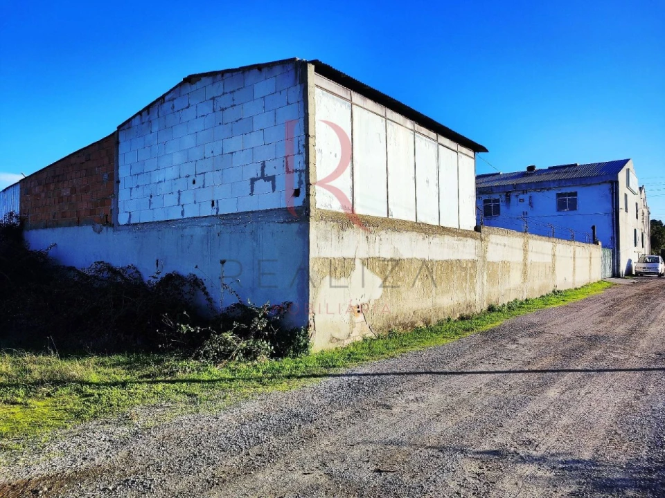 Armazém para Venda em Santo Antonio da Charneca Foto 11