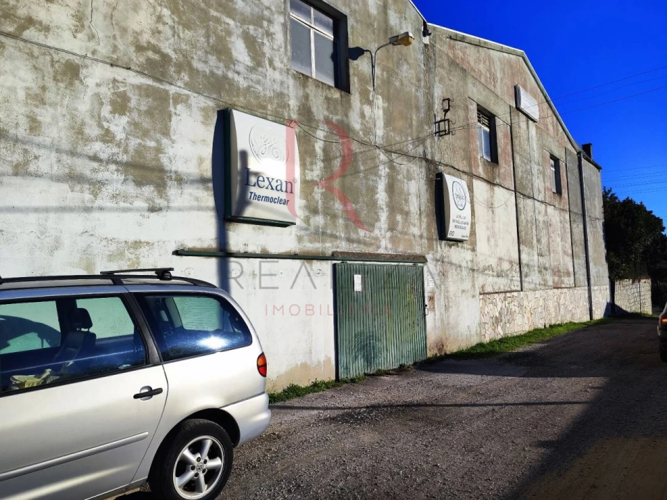 Armazém para Venda em Santo Antonio da Charneca Foto 14