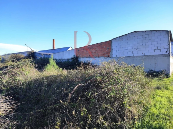 Armazém para Venda em Santo Antonio da Charneca Foto 7