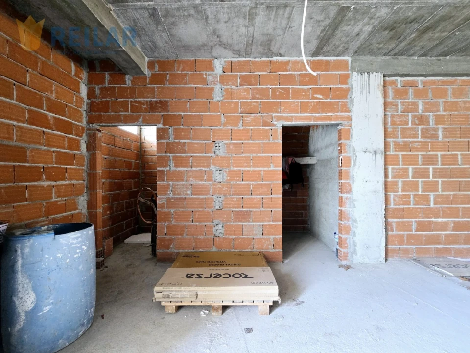 Loja para Venda em Vialonga Foto 3