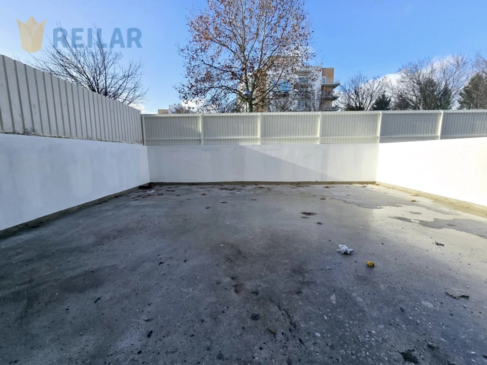 Loja para Venda em Vialonga Foto 6