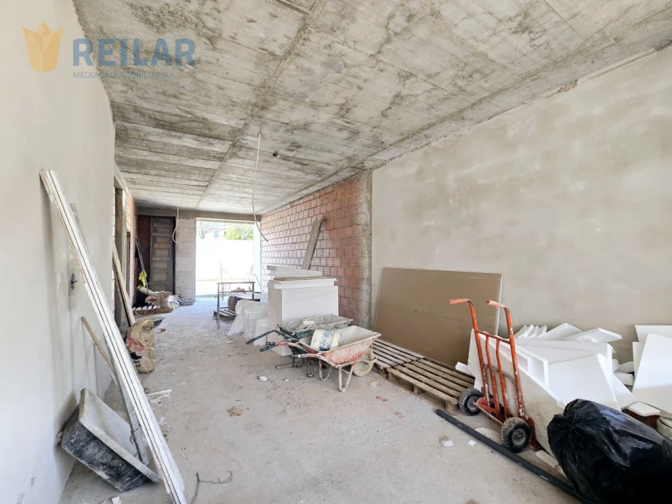 Loja para Venda em Vialonga Foto 6