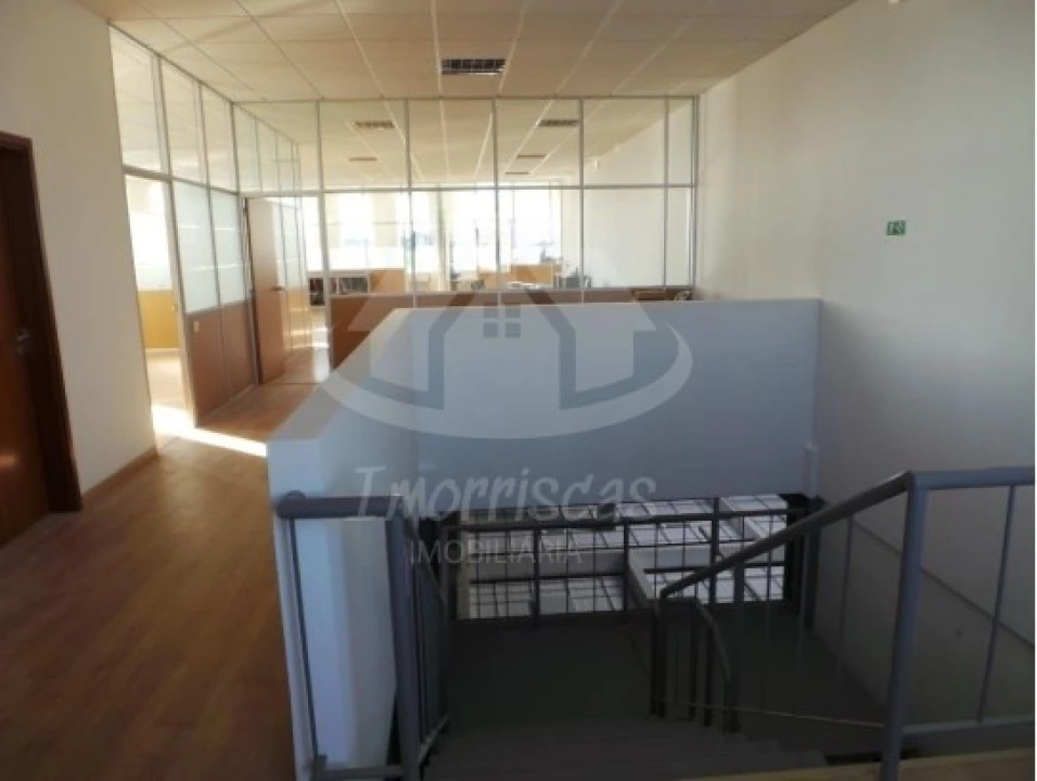 Armazém para Venda em Camarate, Unhos e Apelação Foto 5