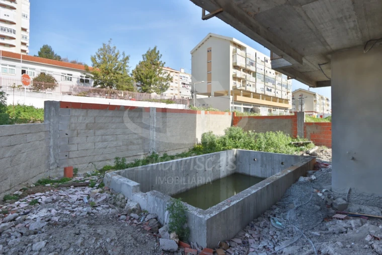 Moradia T4 para Venda em Santa Iria de Azoia, São João da Talha e Bobadela Foto 7