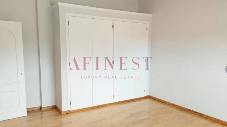 Moradia T5 para Venda em Guia, Ilha e Mata Mourisca Foto 9