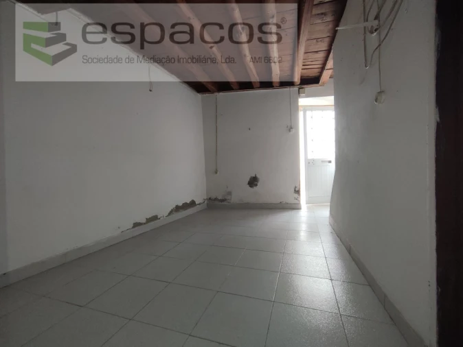 Moradia T2 para Venda em Ladoeiro Foto 4