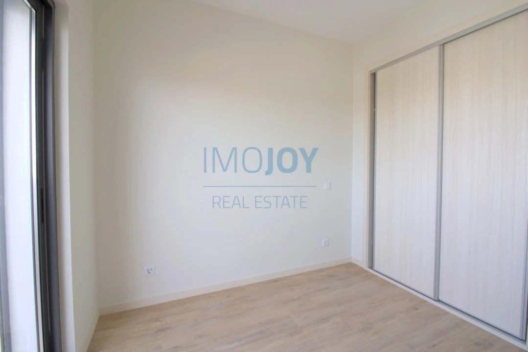 Apartamento T4 para Venda em Portimão Foto 12