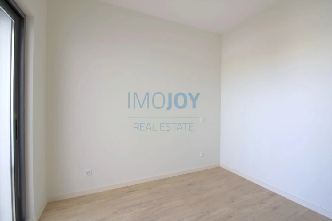 Apartamento T4 para Venda em Portimão Foto 20