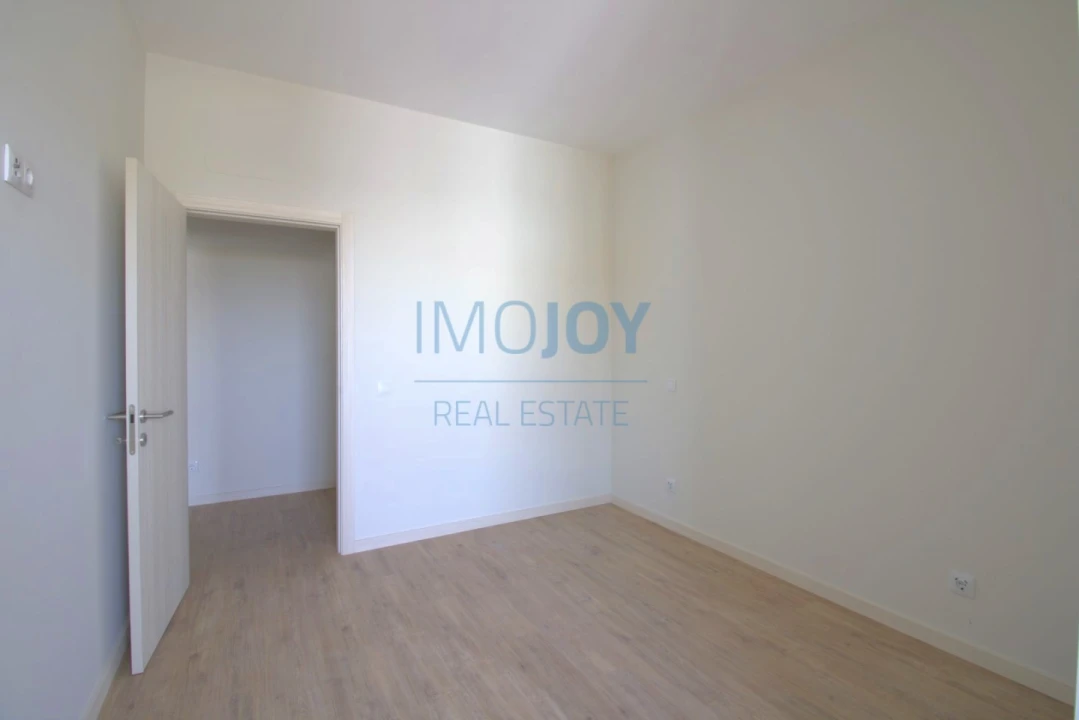 Apartamento T4 para Venda em Portimão Foto 21