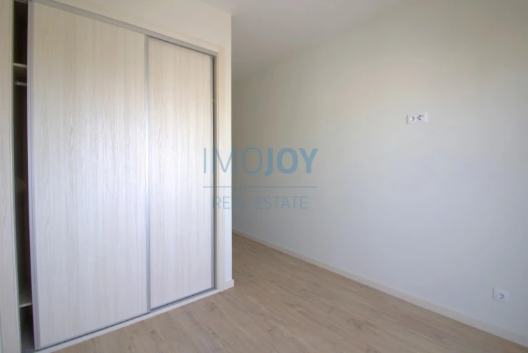 Apartamento T4 para Venda em Portimão Foto 14