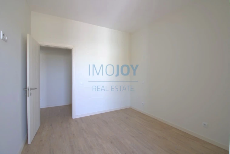 Apartamento T4 para Venda em Portimão Foto 21