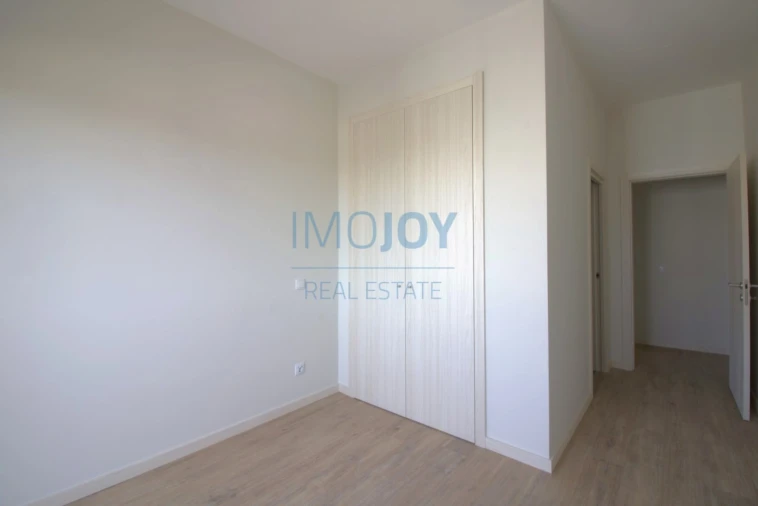 Apartamento T4 para Venda em Portimão Foto 23